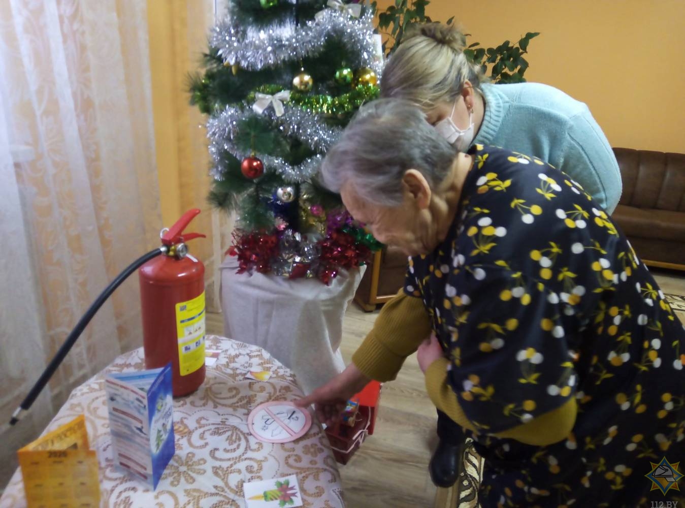 Вороновский район. Жители дома совместного проживания присоединились к  акции «Безопасный Новый год!»